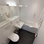 National Hotell 2*