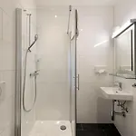 National Hotell 2*