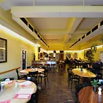 Hotel National 2*