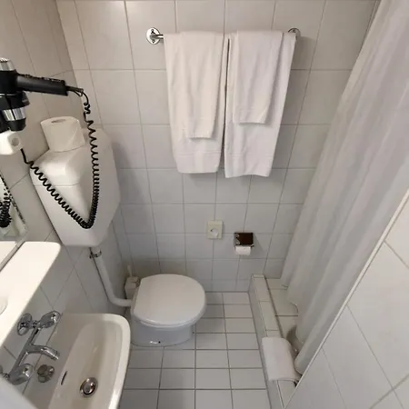 Hotell National 2*