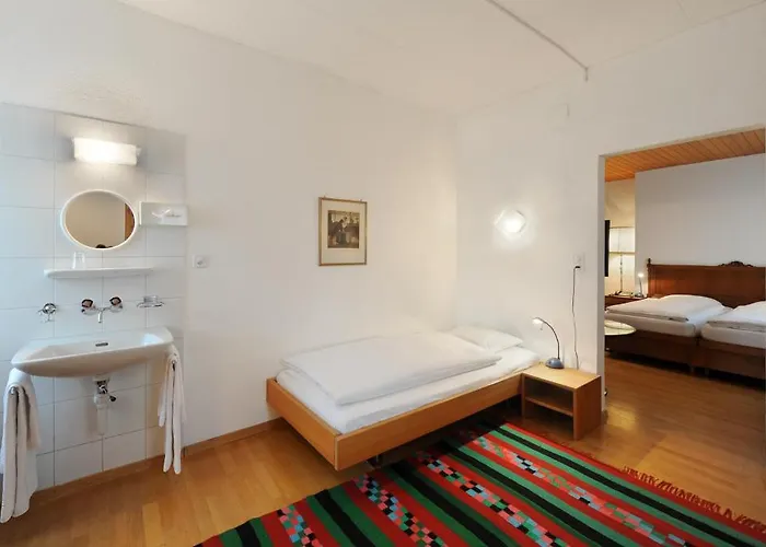 National Hotel Berna