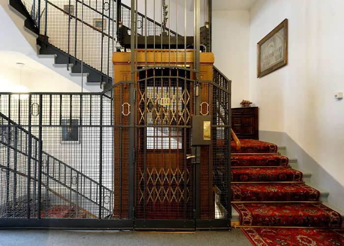 National Szálloda 2*